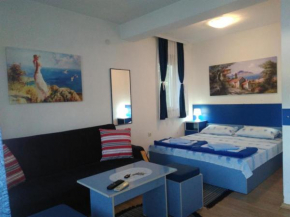 Blue Apartments & Suites